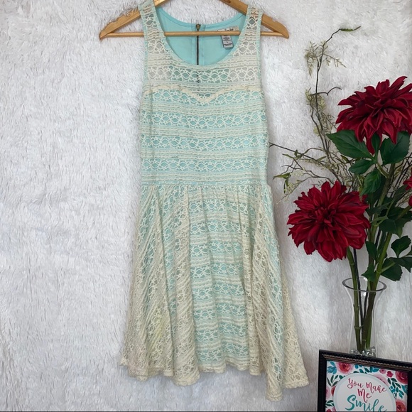 AMERICAN RAG Sleeveless Lace Dress size L - Picture 3 of 7